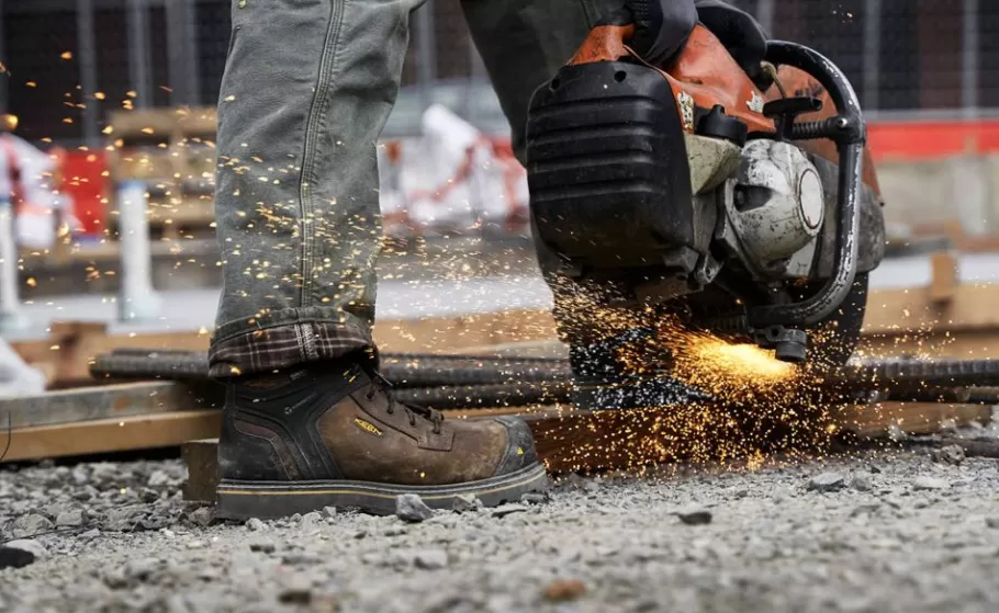 Men KEEN Work Boots & Shoes-Men'S Csa Abitibi Ii Waterproof Boot (Carbon-Fiber Toe) | Cascade Brown/Black