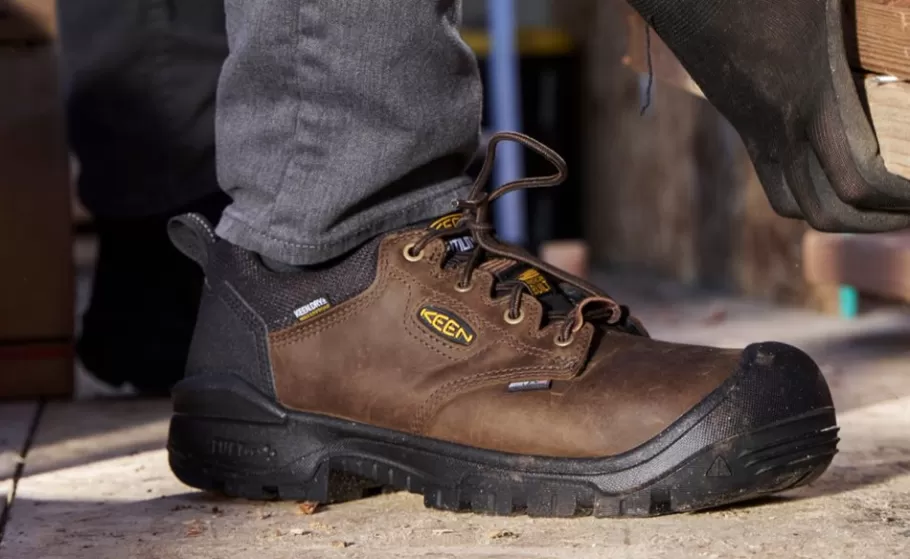 Men KEEN Work Boots & Shoes-Men'S Independence Oxford Waterproof Shoe (Carbon-Fiber Toe) | Dark Earth/Black